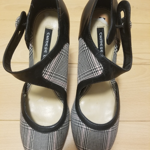 Black and Plaid High Heel - wn 7 - Picture 4 of 7